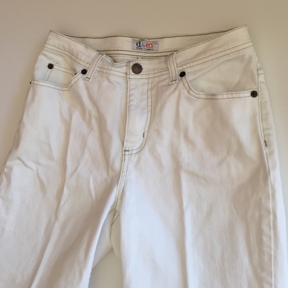 Denim & Co. White Stretch MidRise Denim Crop Jeans - Picture 4 of 4
