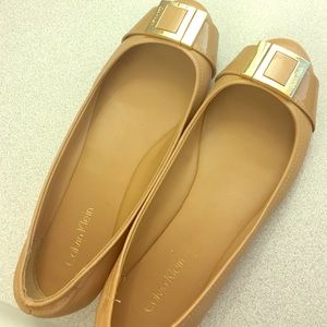 Calvin Klein - nude shoes with gold buckle -size 7