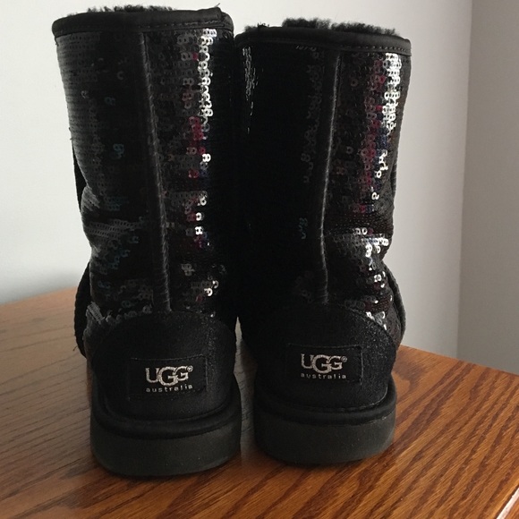sequin uggs size 5 sequin uggs size 5