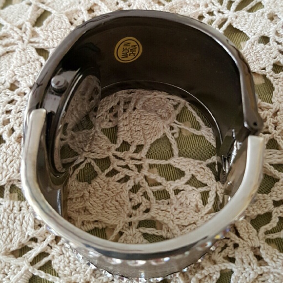 NWOT Rhinestone Bracelet Watch - Picture 3 of 4