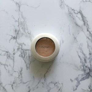 Rare MAC eye shadow from Moonbathe collection