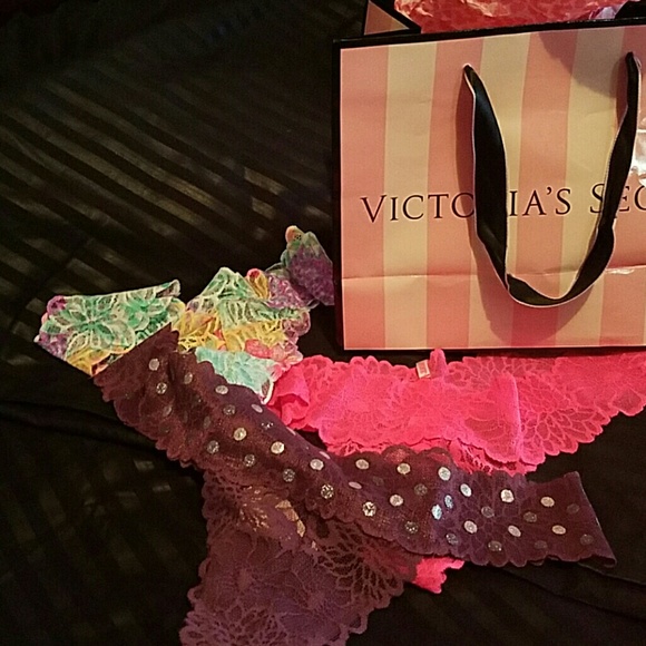 VICTORIA'S SECRET  LACE THONGS