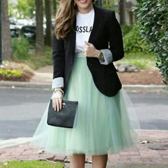 Sweet Spring Mint 5 Layer Tulle Midi Skirt - Picture 2 of 4