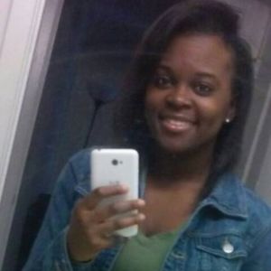 Meet your Posher, Joi