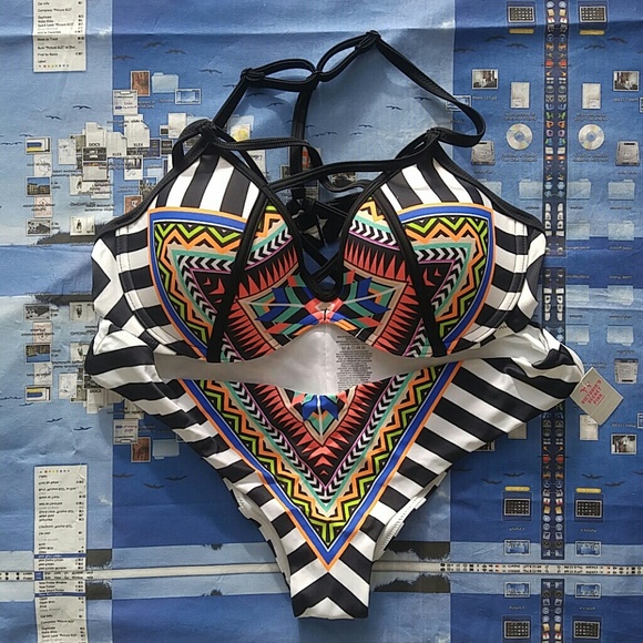 NWT Victoria's Secret Bikini
