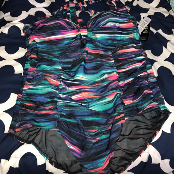 Plus Size Bathing Suit ! 👙