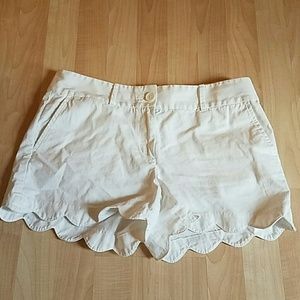 LOFT scallopped Riviera short