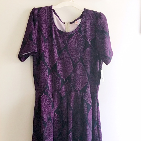 NWT 🎉HOST PICK🎉  LuLaRoe Amelia Purple & Black