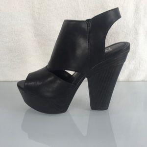 Black Giani Bini heels