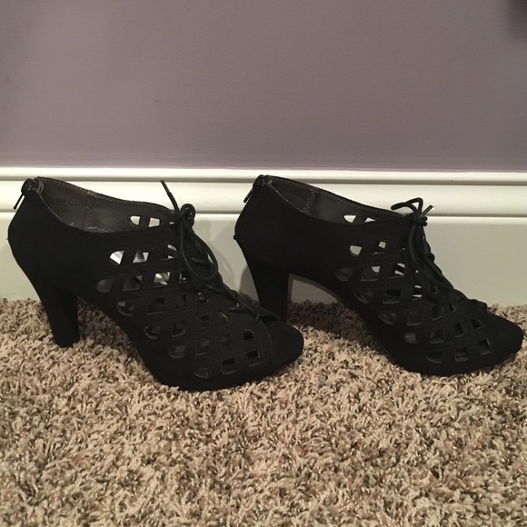 Black heels