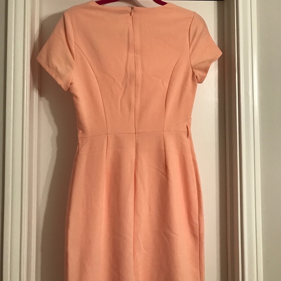 Dress - Picture 4 of 4