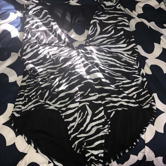 Women's Plus size bathing suits 👙