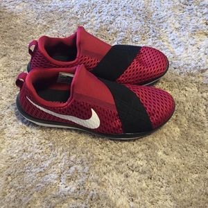 Women's Nike free connect