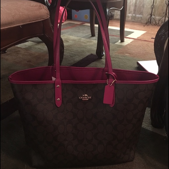 NWT Reversible Coach tote