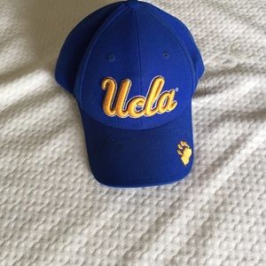 UCLA cap signed by Brian Bozworth
