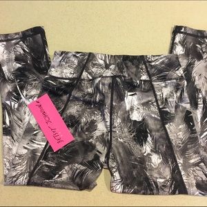 Betsey Johnson size extra small workout pants.