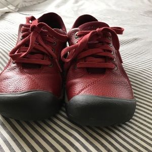 Keen's women's shoes