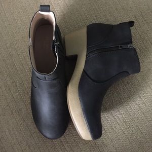 ⚡️FLASH SALE⚡️NEW Old Navy Clogs