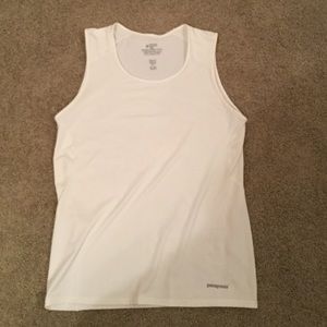 Patagonia white tank M Patagonia white tank M