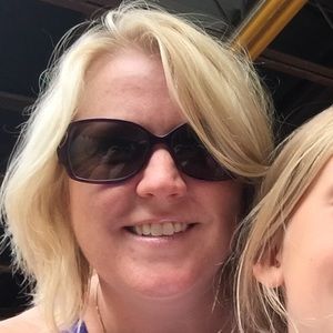 Meet your Posher, Christine