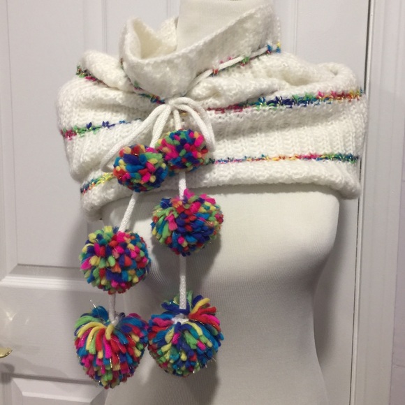 Betsey Johnson Infinity Scarf! NWT