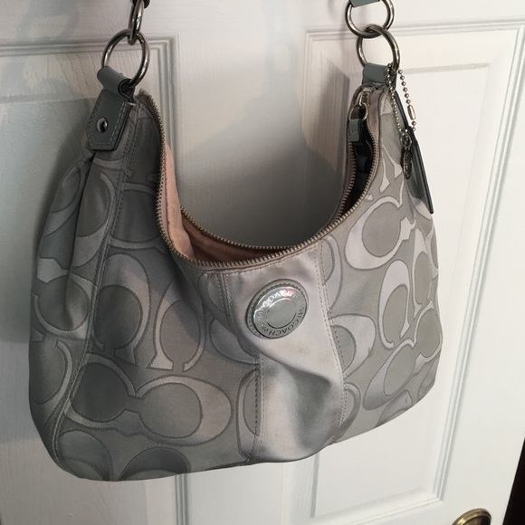 COACH HOBO CROSSBODY | Overview, first impressions + what  Coach hobo