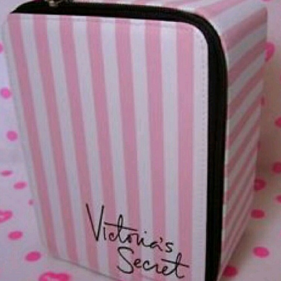 VS BRAND NEW WITH TAG