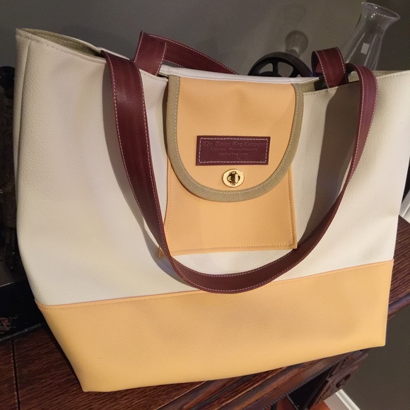 Meet your Posher, Robyn - Picture 7 of 8