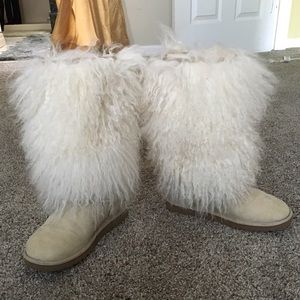 Mongolian sheepskin Uggs EXCELLENT condition