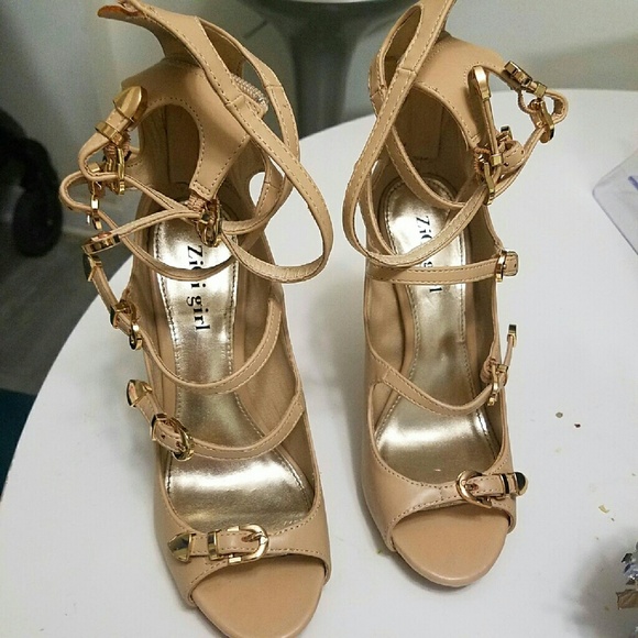 Nude shoes