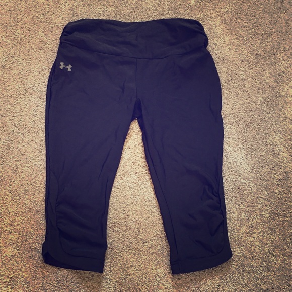 Under armour Capri workout pants XL