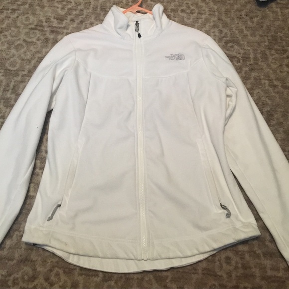 sueteres the north face