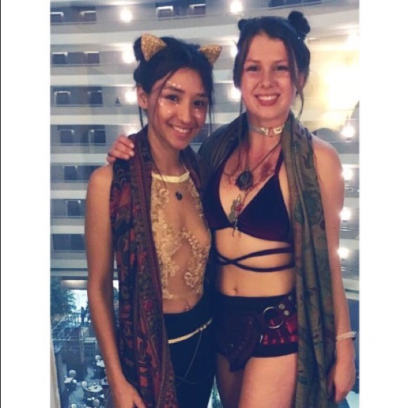 maroon velvet wrap around rave top🌹🍄