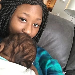 Meet your Posher, Monie