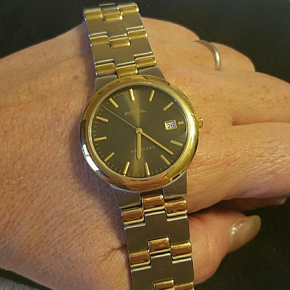 FOSSIL GOLD TWO TONE WATCH ( UPDATE) *********** - Picture 4 of 4