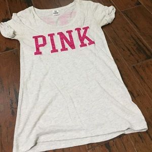 VS Pink tee