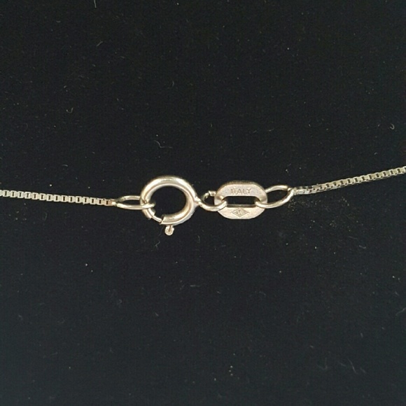 SOLD!!! 14k White Gold Butterfly Pendant w/chain - Picture 4 of 6