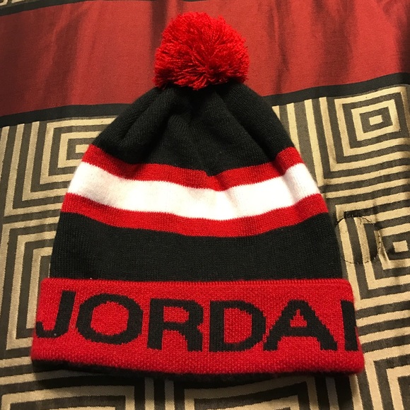 Authentic Jordan Beanie. EUC. Black and Red.
