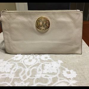 Michael Kors Wristlet (used)