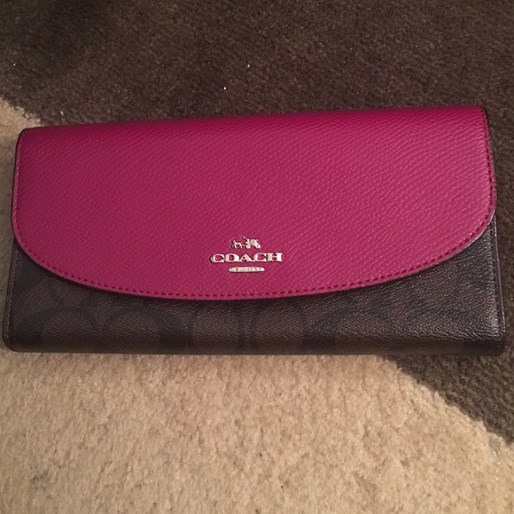 NWT Coach wallet