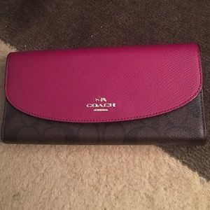NWT Coach wallet