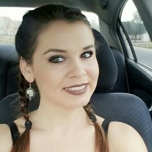 Meet your Posher, Misty