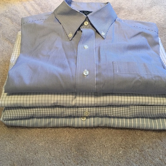 4 ct Jos A Bank men's dress shirts