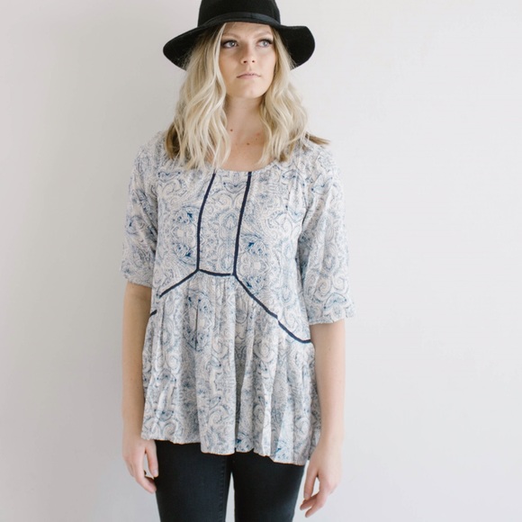 White/Ivory & blue peplum top 3/4 sleeve