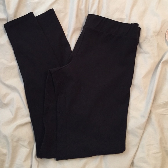 Black Rune leggings. Stitch Fix. Medium