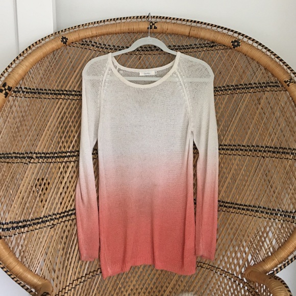 Millau Sweaters - Millau Ombré Pink and White Sweater Millau Sweaters - Millau Ombré Pink and White Sweater