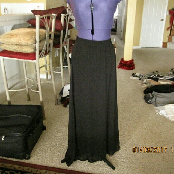 Black Old Navy Maxi Skirt