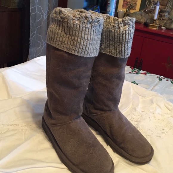 Nearly New Coach suede boots