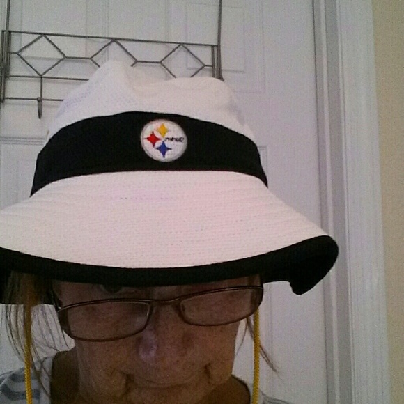 hat