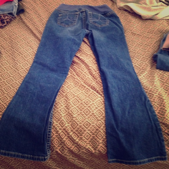 Maternity jeans
